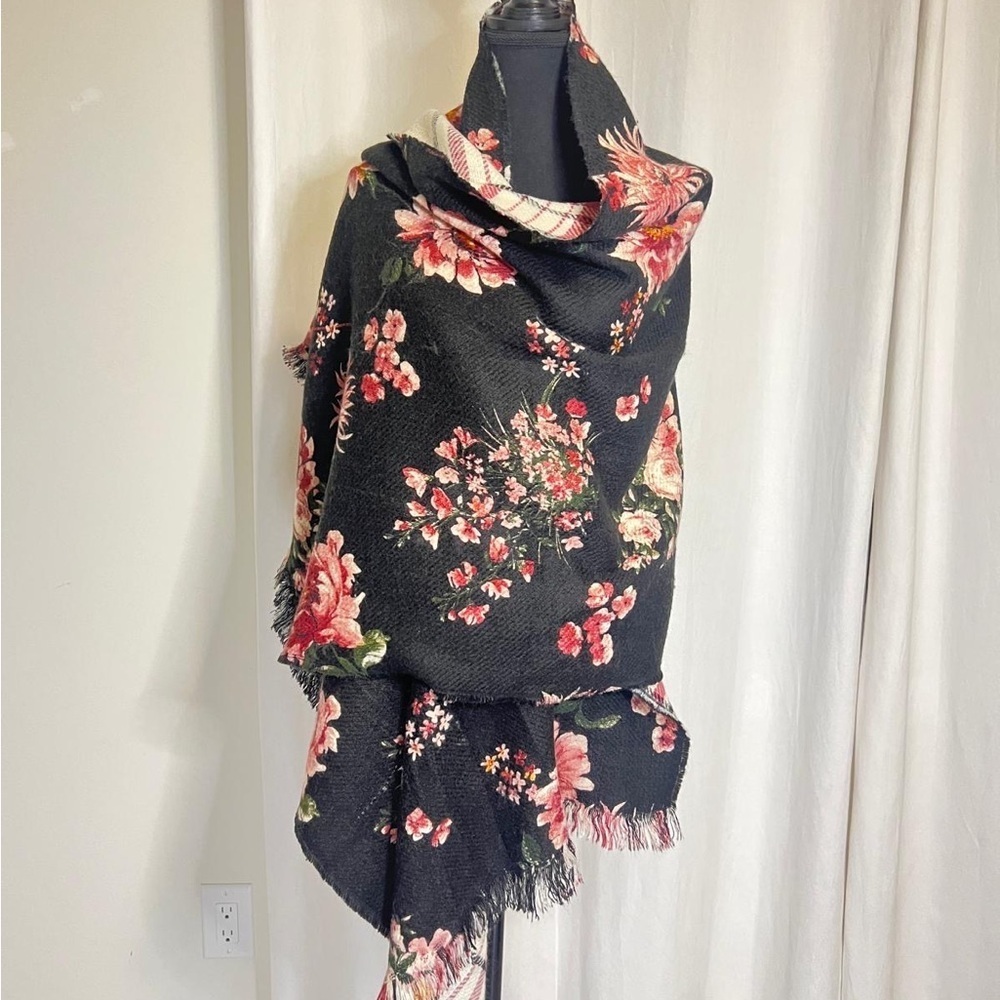 Reversible Plaid & Floral Wrap Shawl